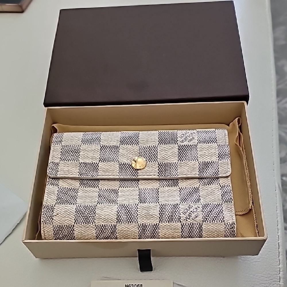 Authentic Alexandra  Damier Azur Louis Vuitton wallet